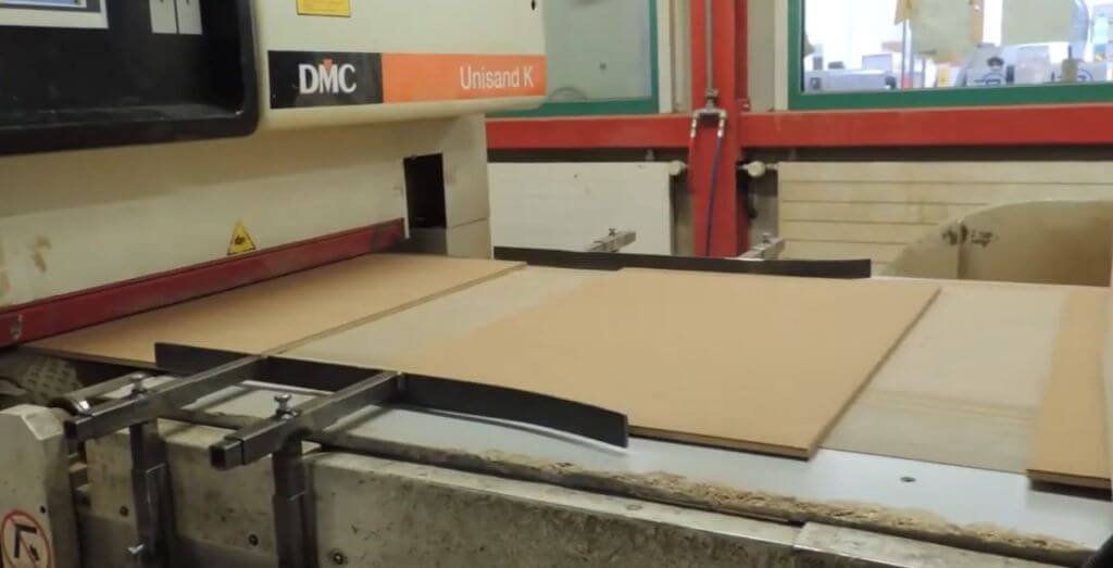 Пробковый пол на кухне: плюсы и минусы, фото и отзывы