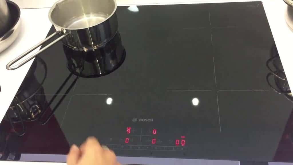Как разблокировать плиту Bosch: причины блокировки и способы ее снять