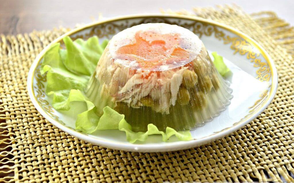 Накрыть стол на 300 рублей: шпаргалка для тех, кто хочет вкусно сэкономить