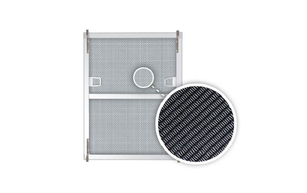 Как закрыть окна на первом этаже от посторонних взглядов и солнца своими руками