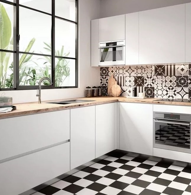 Какой фартук лучше выбрать для белой кухни: 30 вариантов с фото