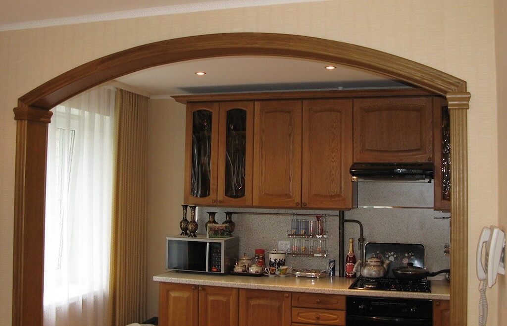 Можно ли в несущей стене вырезать арку: как это сделать и согласовать?