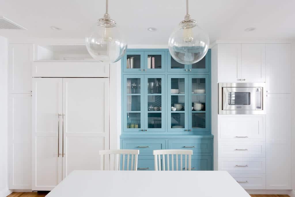 Буфет в интерьере кухни: варианты дизайна (135 фото)