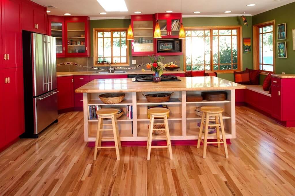 Деревянная кухня из массива в современном стиле: 135 фото-идей мебели, отделки и декора