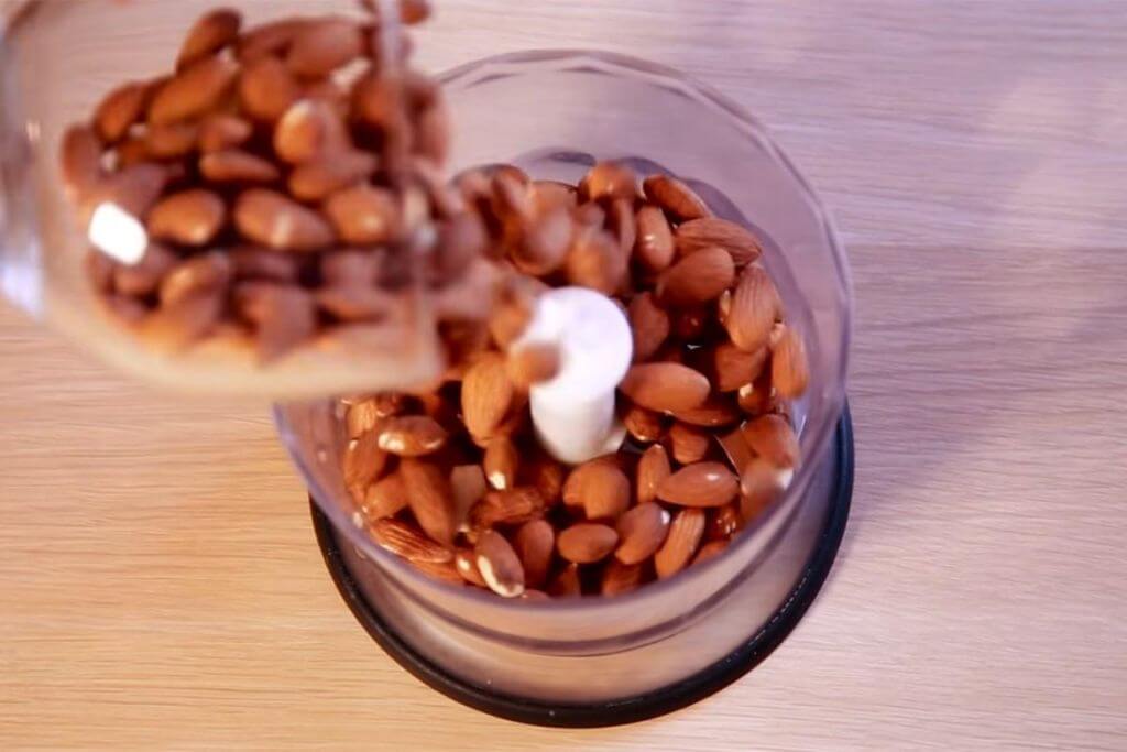 35 рецептов, что можно сделать с помощью блендера (погружного и стационарного с чашей) в домашних условиях