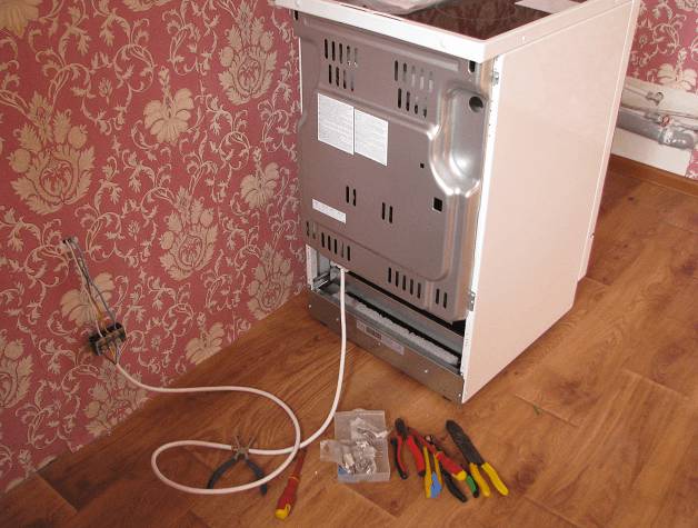 Правила и особенности установки розетки для электроплиты