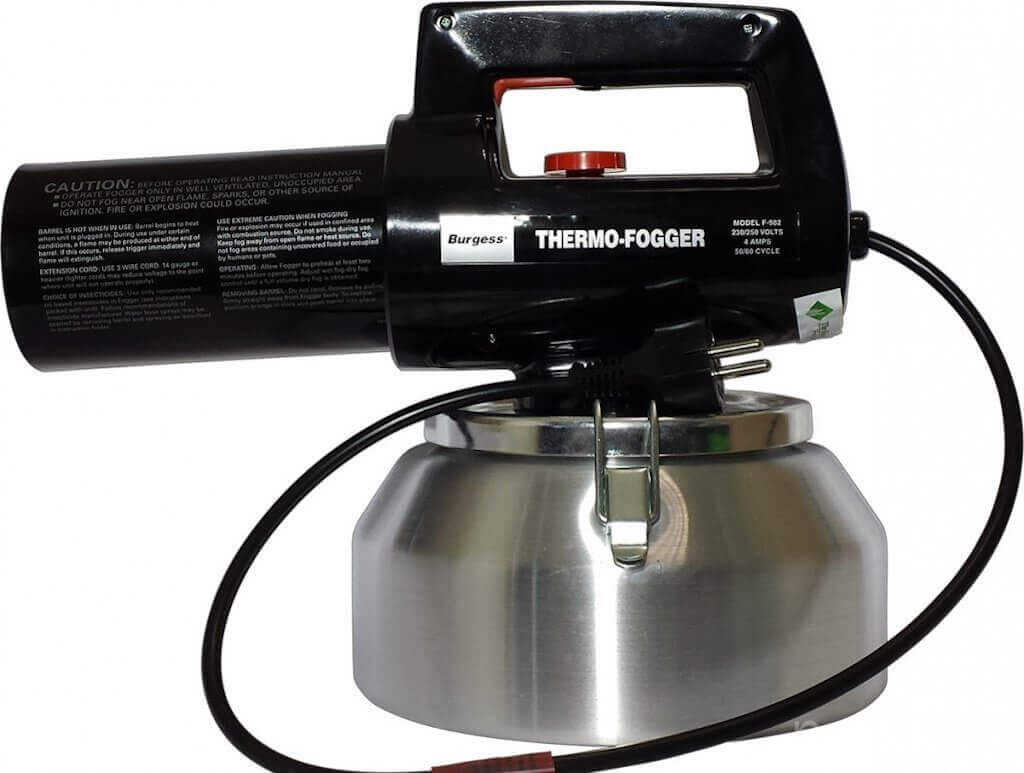 Как быстро убрать запах сигарет в квартире?