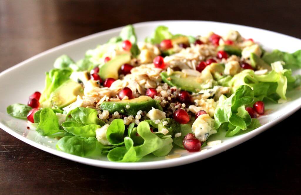 С чем сочетается авокадо в салатах: простые и вкусные рецепты с фото пошагово