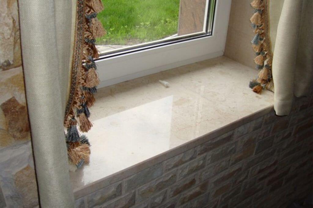 Отделка кухни декоративным камнем (искусственным и натуральным): дизайн интерьера, варианты и сочетания, фото