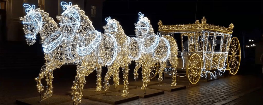 Как сделать светящиеся новогодние фигуры для улицы своими руками: мастер-класс с фото