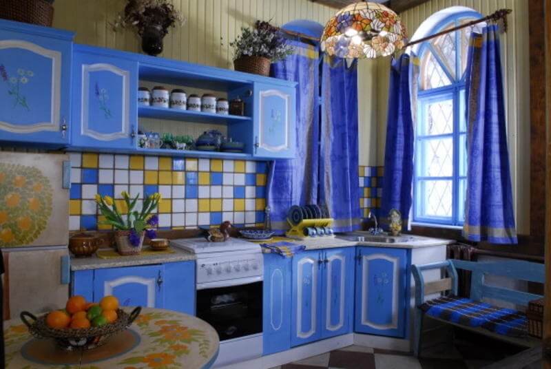 Дизайн кухни в стиле гжель в квартире и частном доме (114 фото интерьеров)