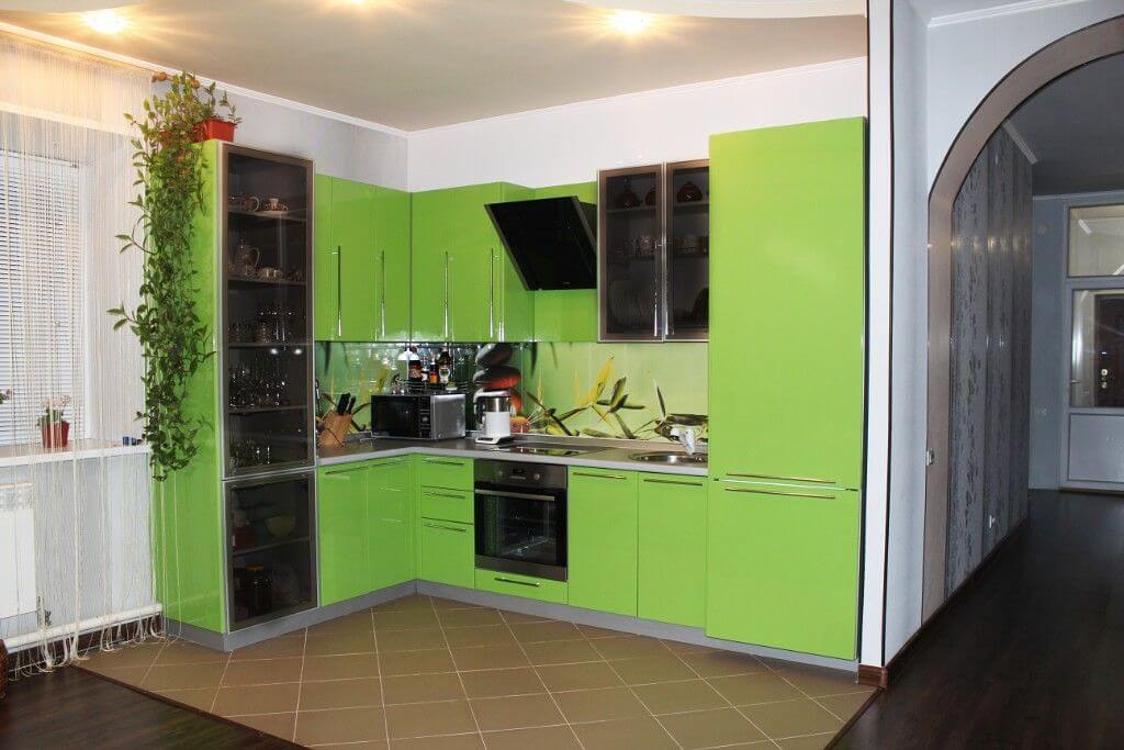 Стильно и смело: дизайн интерьера салатовой кухни (95 фото)