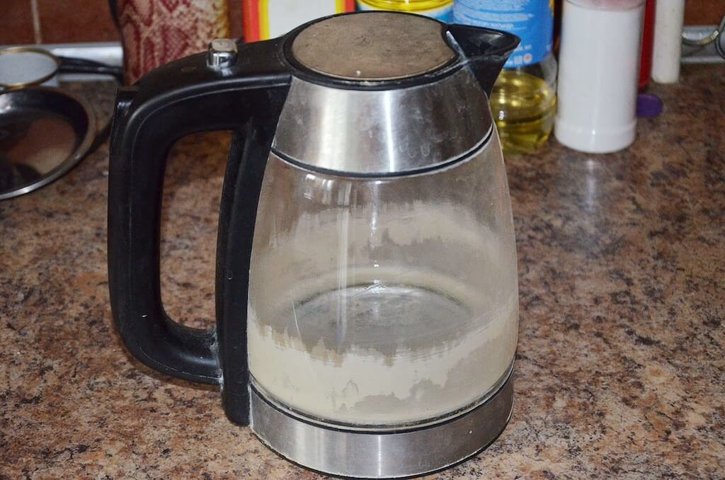 Как очистить чайник с помощью лимонной кислоты до нового состояния быстро и без усилий