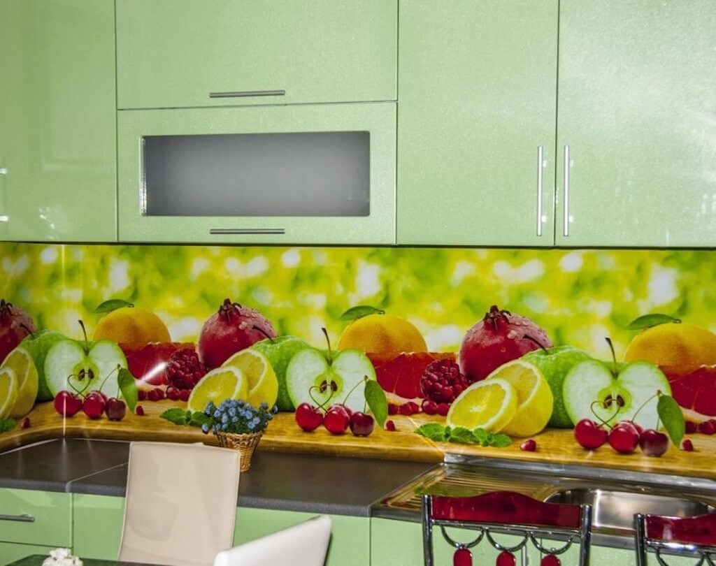 Пластиковый фартук для кухни: советы по выбору, монтажу, декору