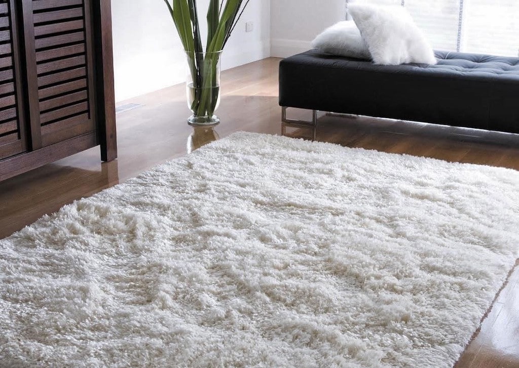 Как в домашних условиях почистить ковер (палас): лучшие подручные средства