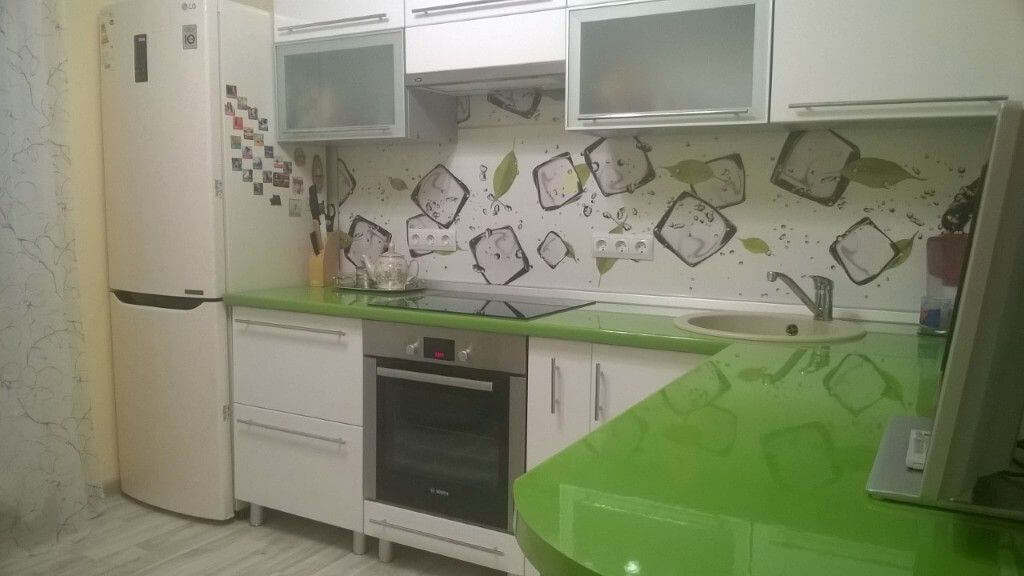 Стильно и смело: дизайн интерьера салатовой кухни (95 фото)