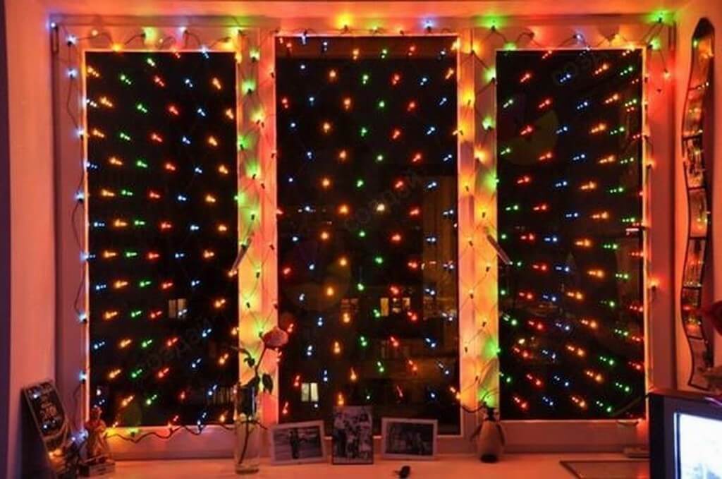 светодиодная сеть на окне