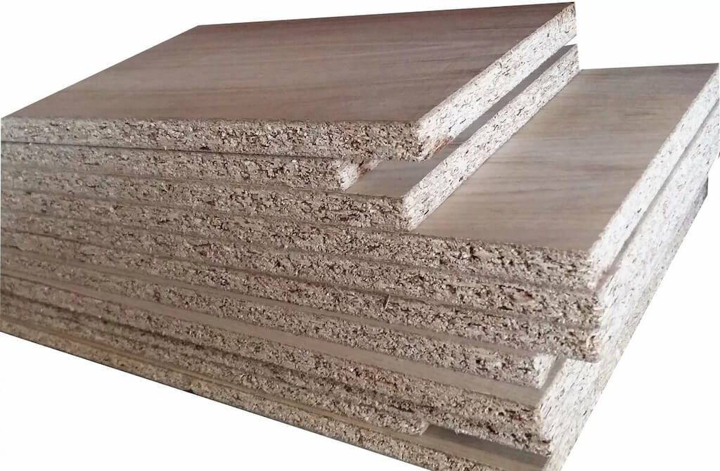 Кухни «под дерево»: максимум практичности по адекватной цене (+35 фото)