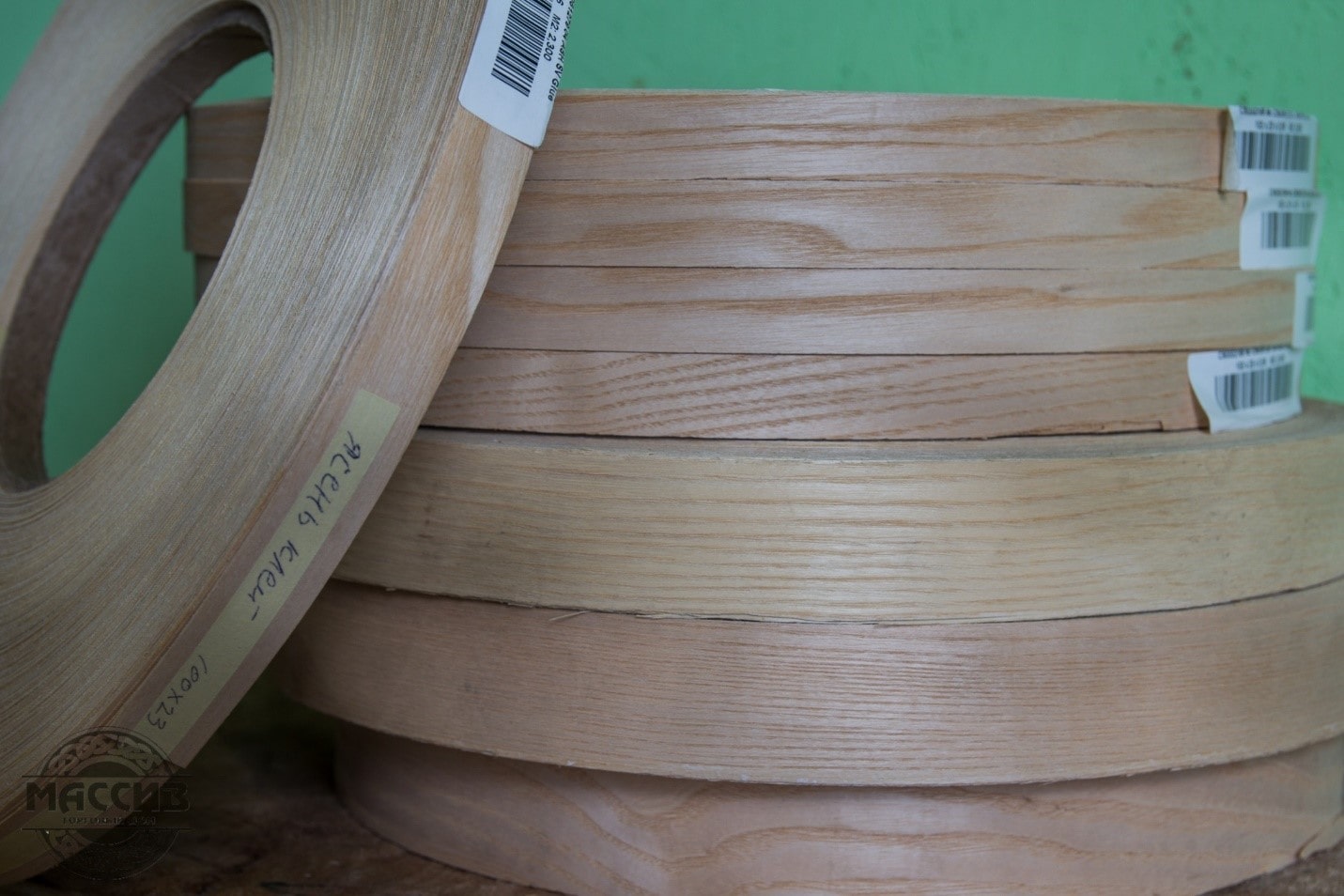 Торец (край) столешницы: виды кромок и планок, как приклеить своими руками